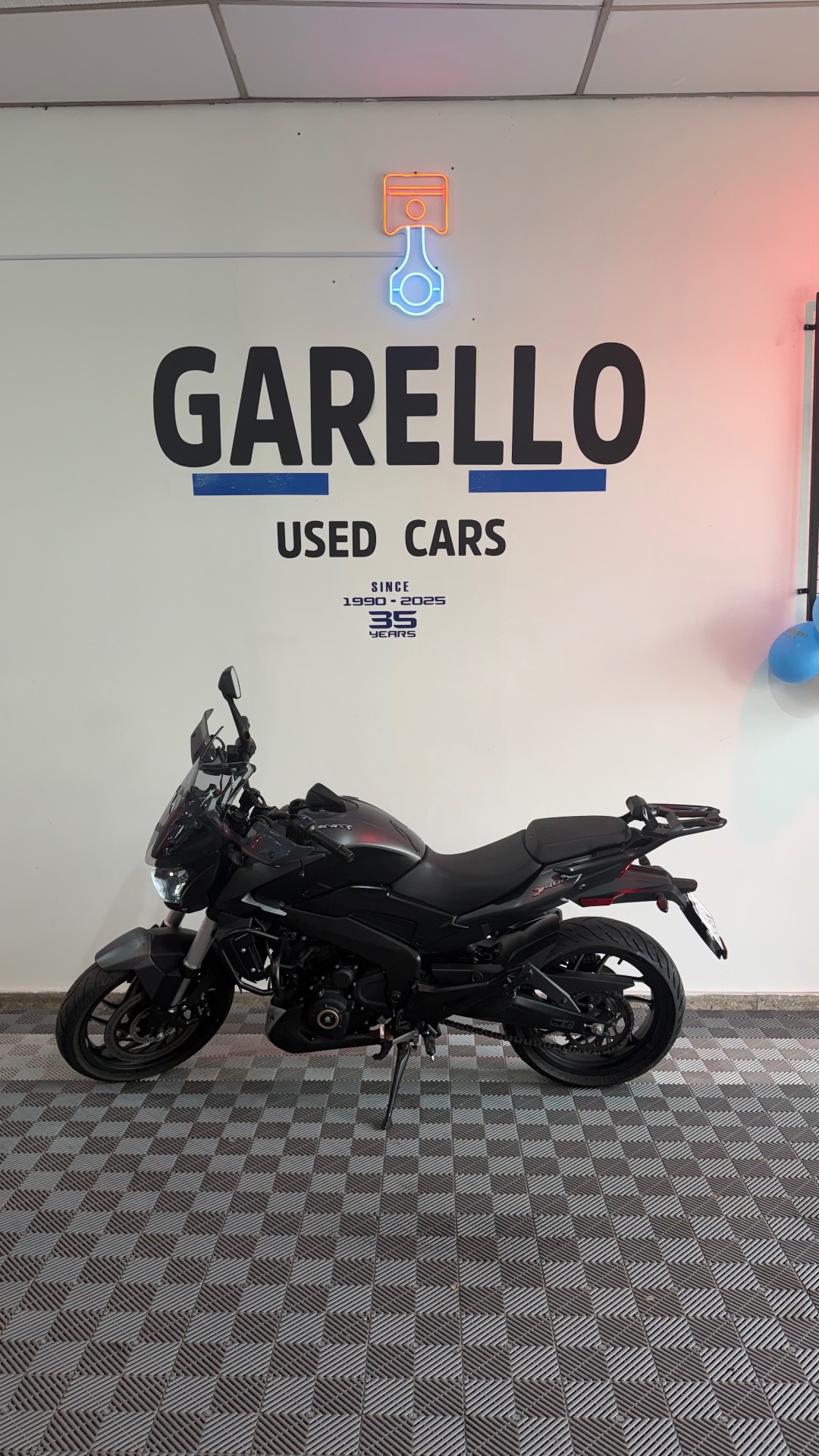Bajaj Dominar 400 2023