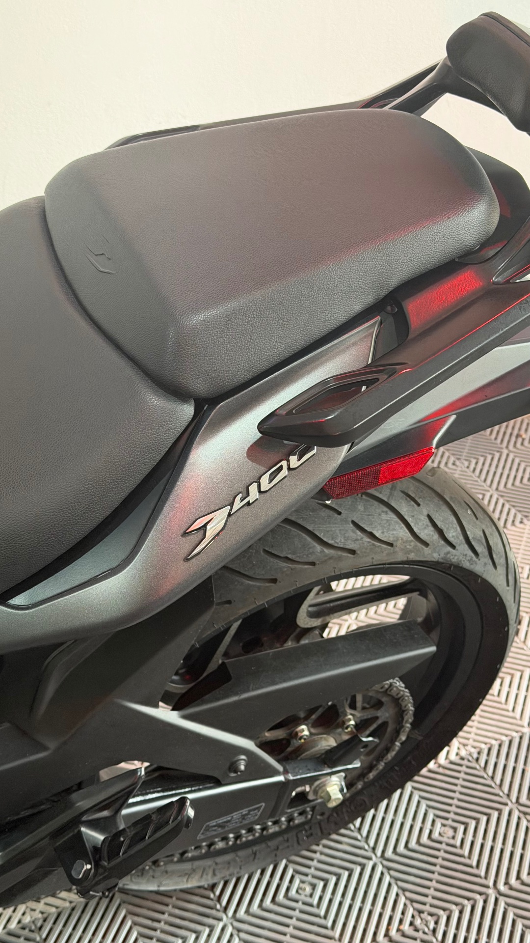 Bajaj Dominar 400 2023 - miniatura 5
