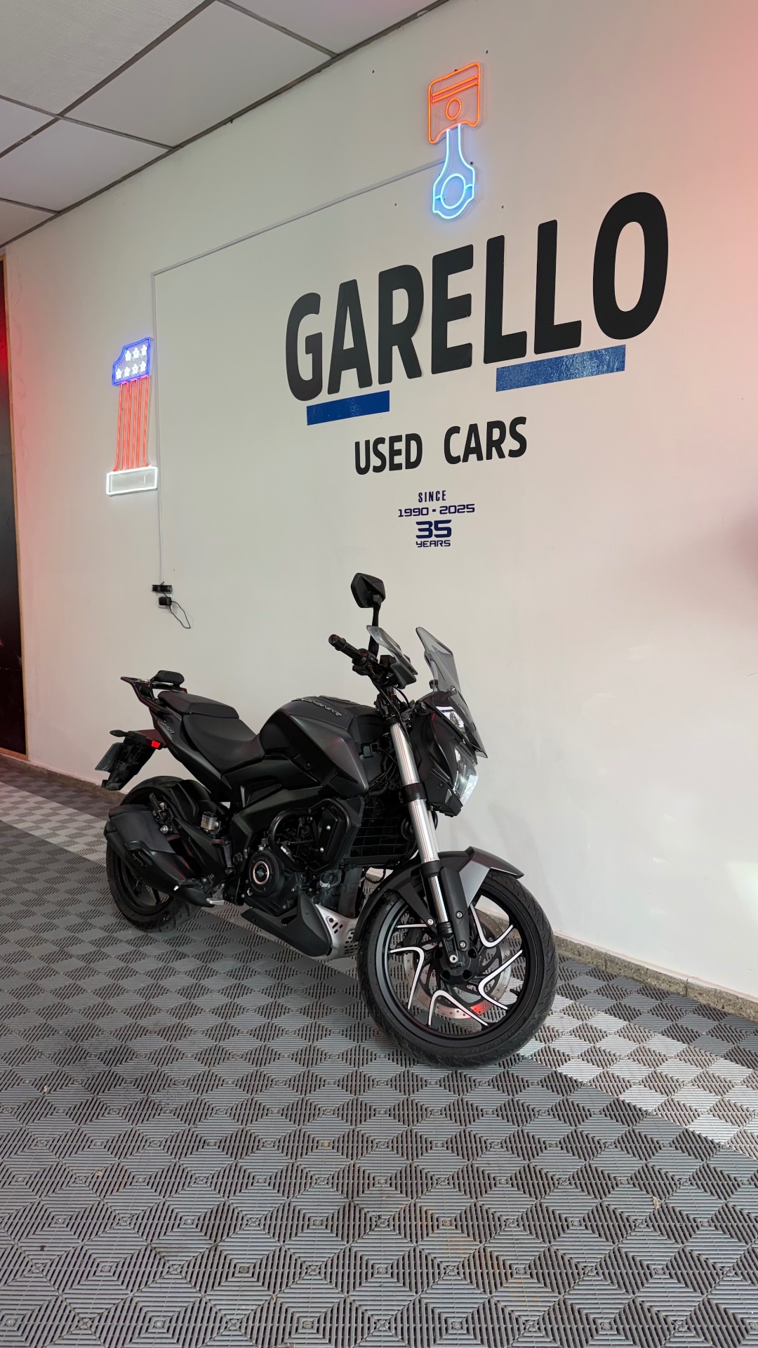 Bajaj Dominar 400 2023 - miniatura 8