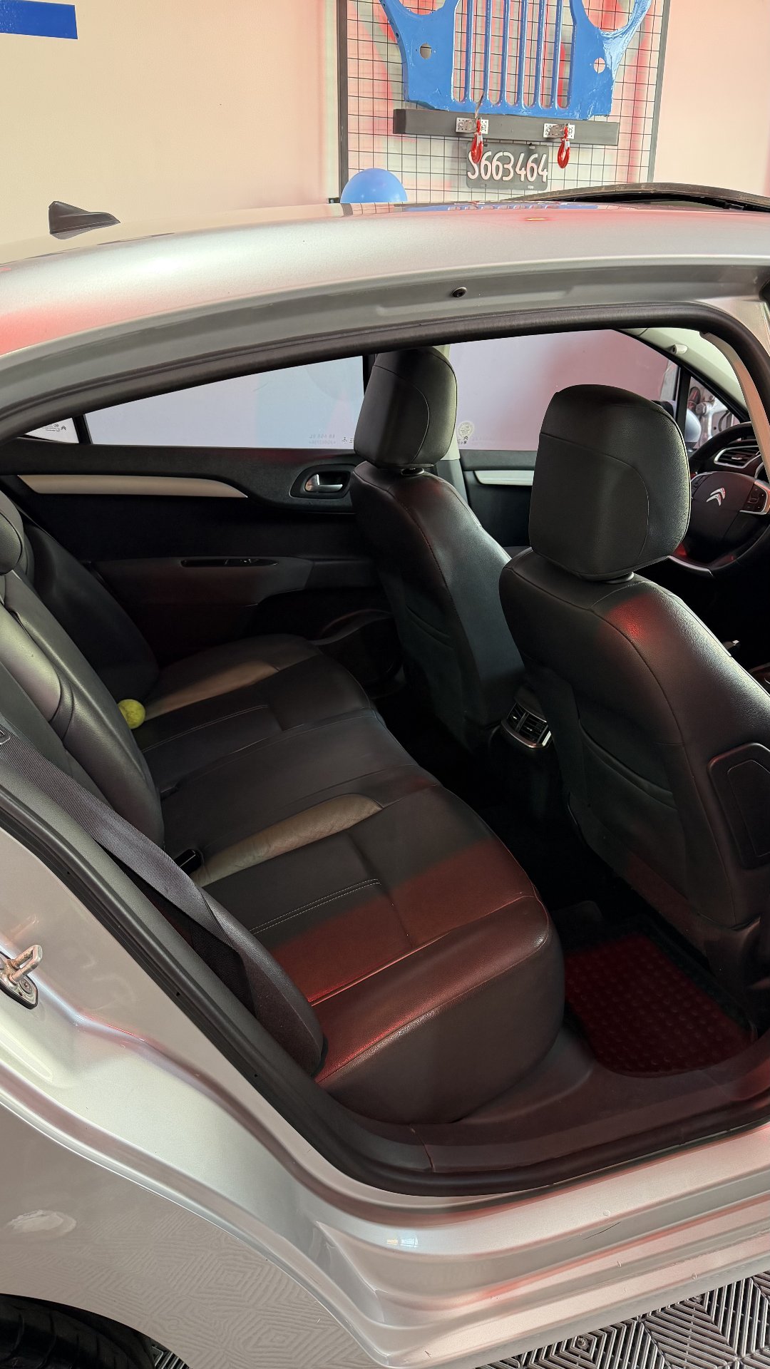 Citroën C4 Lounge HDI 2017 - miniatura 6