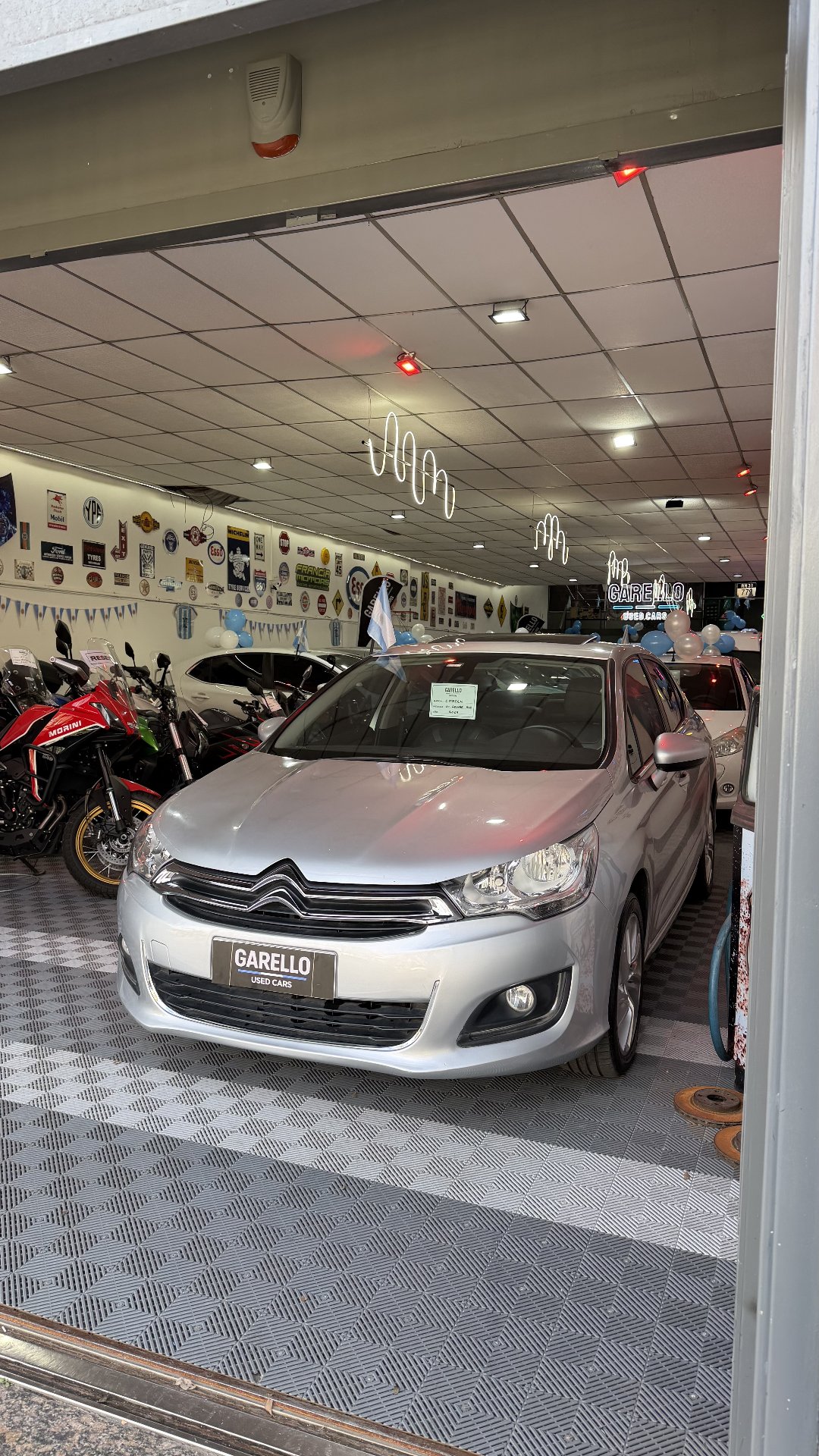 Citroën C4 Lounge HDI 2017 - miniatura 9