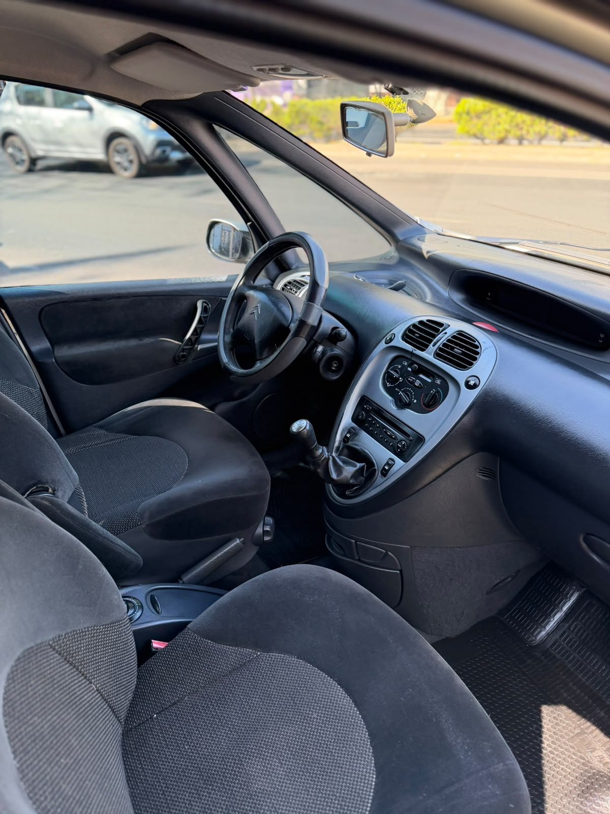 Citroën Picasso Xsara 1.6 2009 - miniatura 8