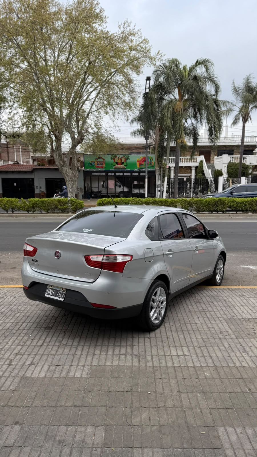 Fiat Grand Siena 1.6 Dualogic 2014 - miniatura 3