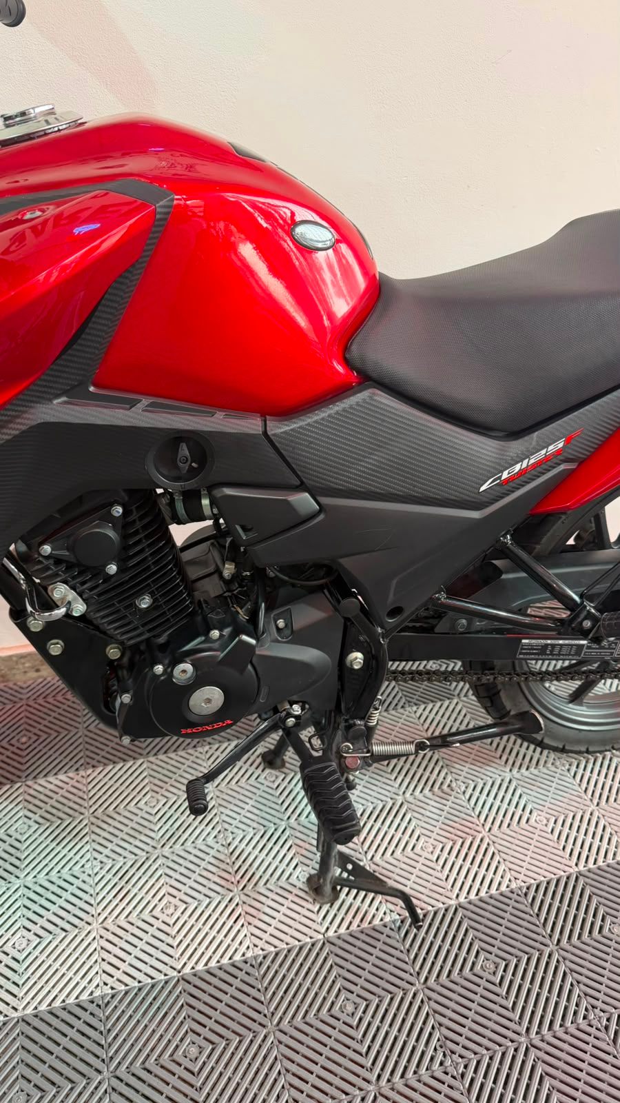 Honda CB Twister 125 2021 - miniatura 7