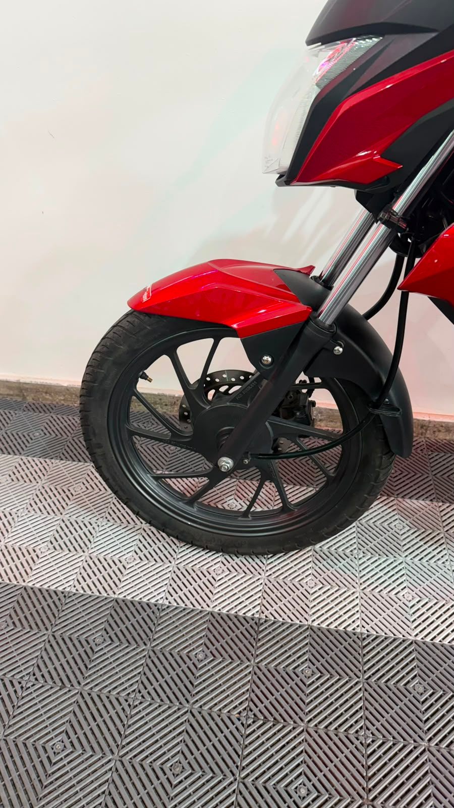 Honda CB Twister 125 2021 - miniatura 8