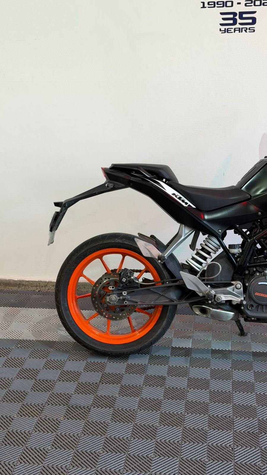 KTM Duke 200 2023 - miniatura 3