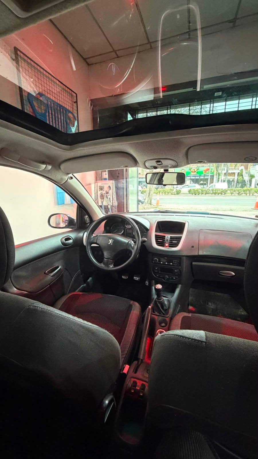 Peugeot 207 Xt premium 1.6 2009 - miniatura 5