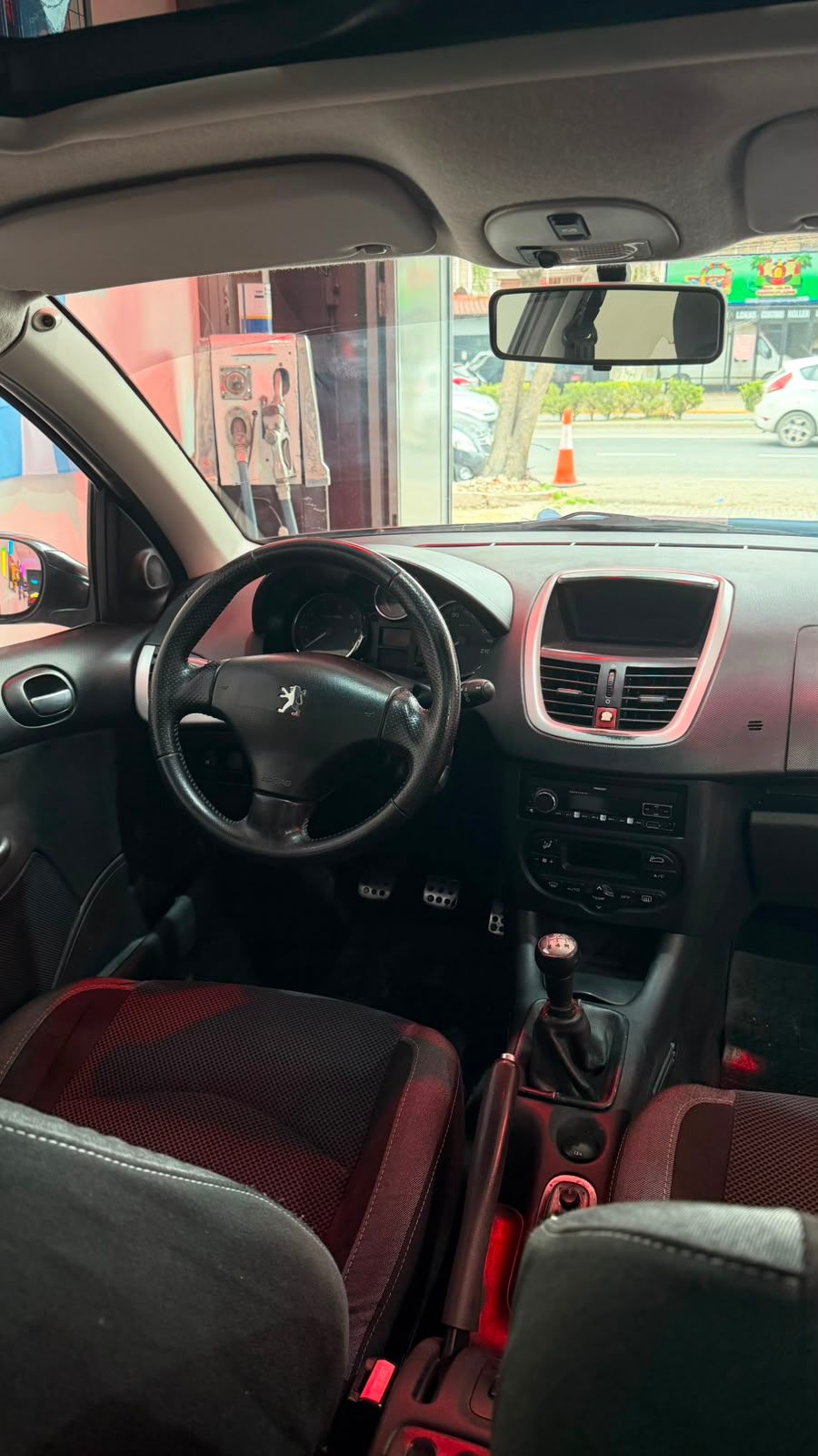 Peugeot 207 Xt premium 1.6 2009 - miniatura 6