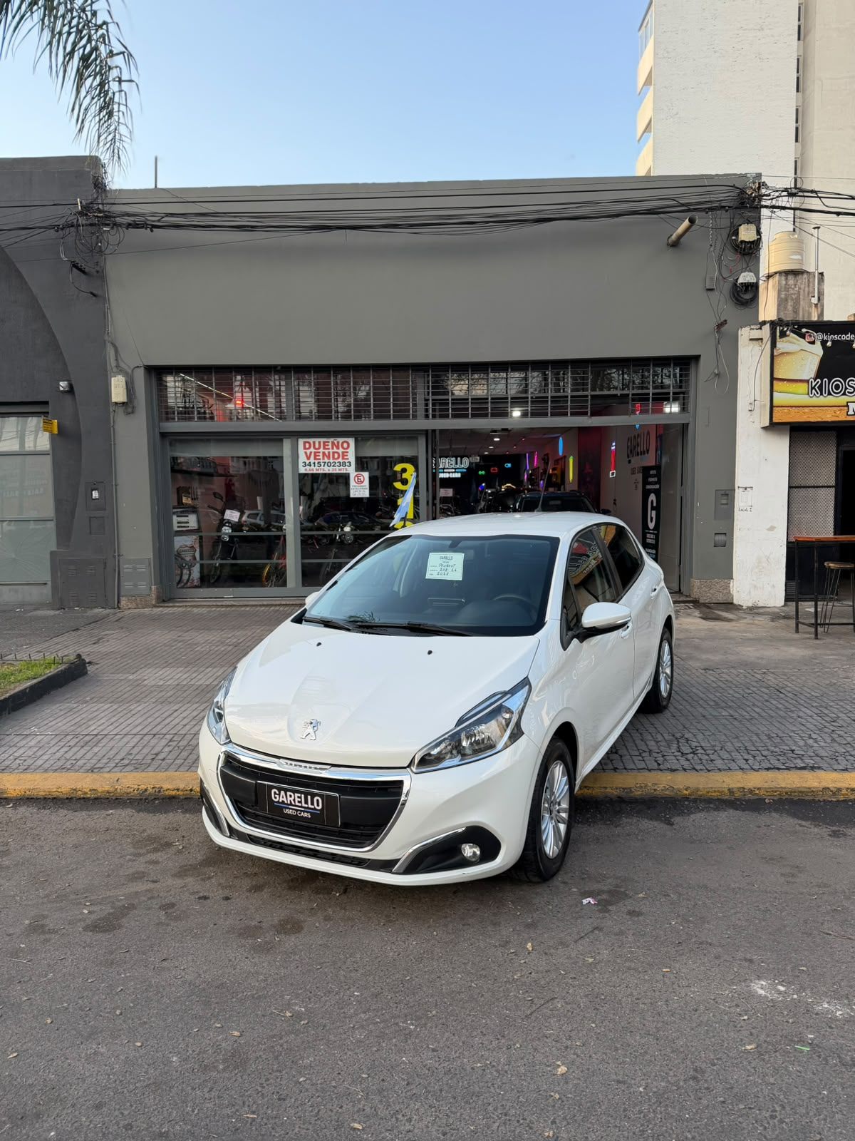 Peugeot 208 Allure 1.6 2018 - foto 1