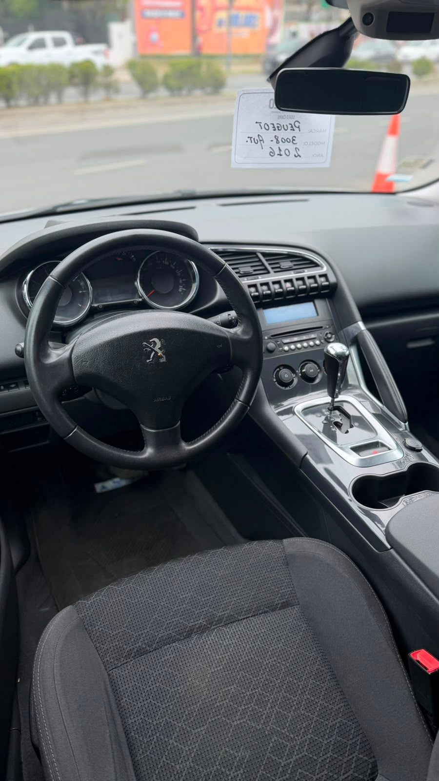 Peugeot 3008 2016 - miniatura 6