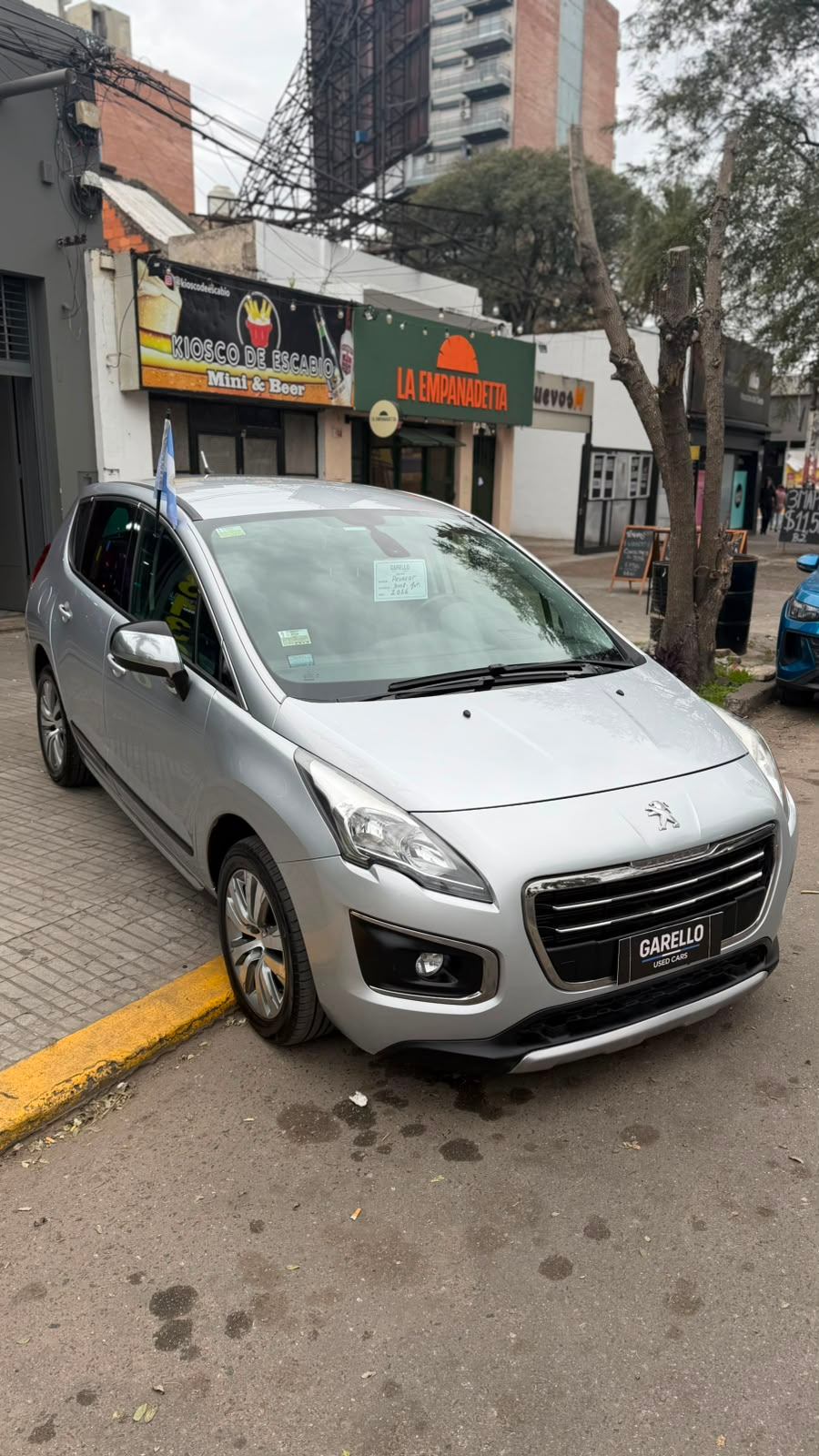 Peugeot 3008 2016 - miniatura 8