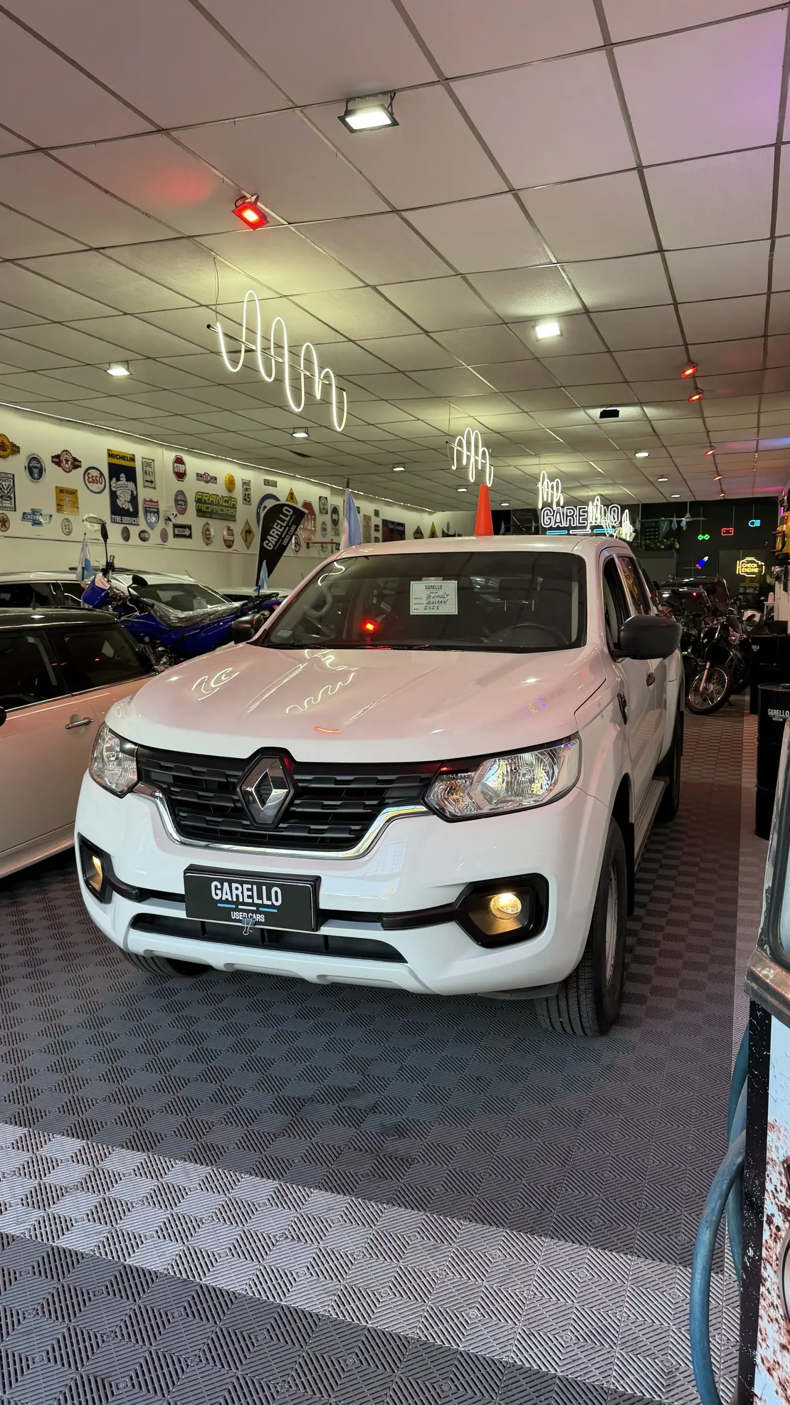 Renault Alaskan Comfort 2.3 TDI 2021 - miniatura 3