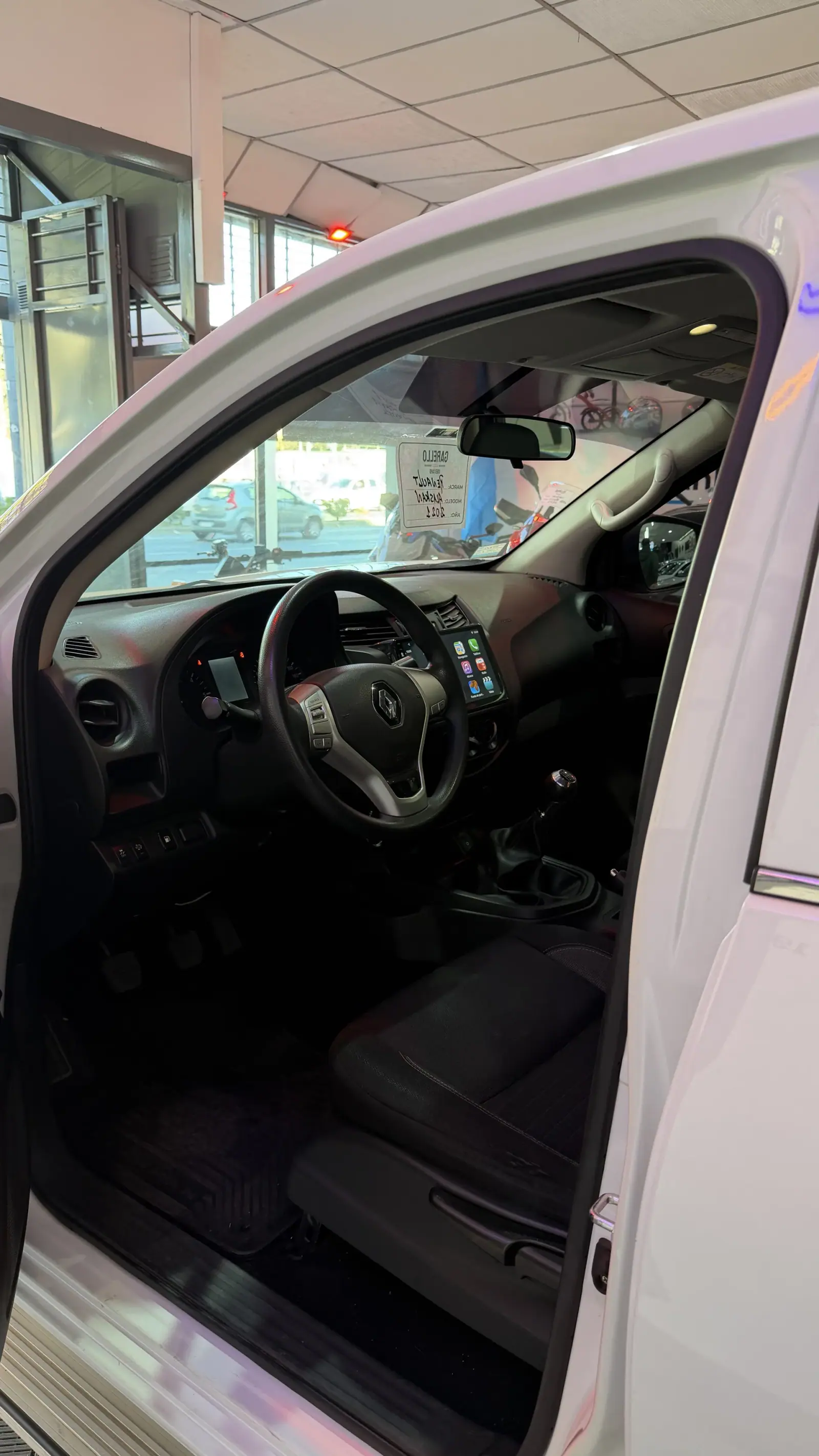 Renault Alaskan Comfort 2.3 TDI 2021 - miniatura 4