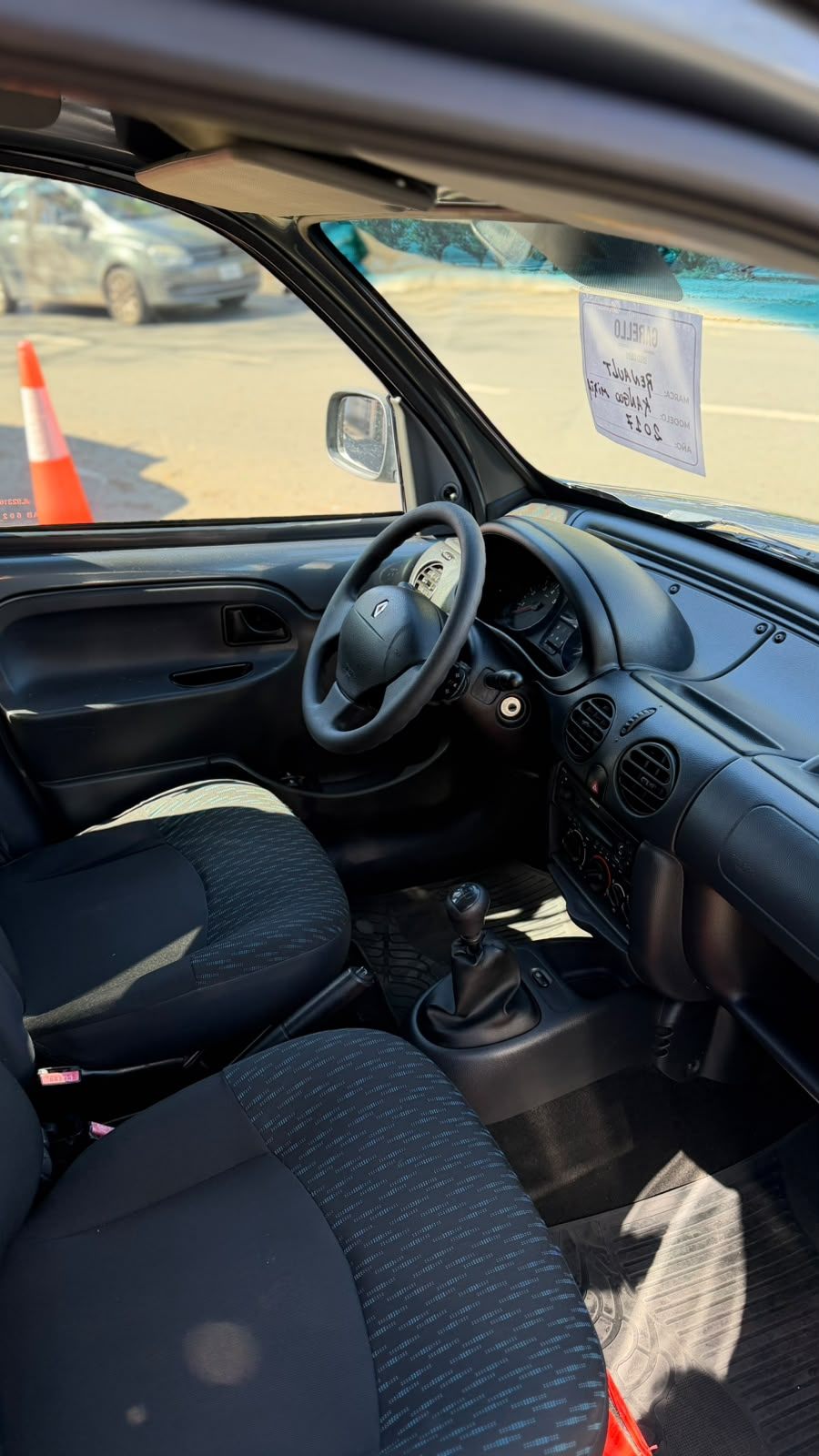 Renault Kangoo Express 2017 - miniatura 9