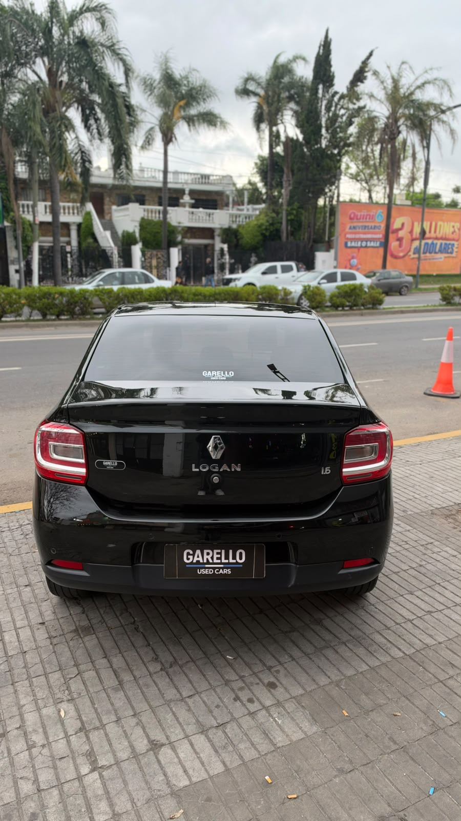 Renault Logan Intense 1.6 2020 - miniatura 5