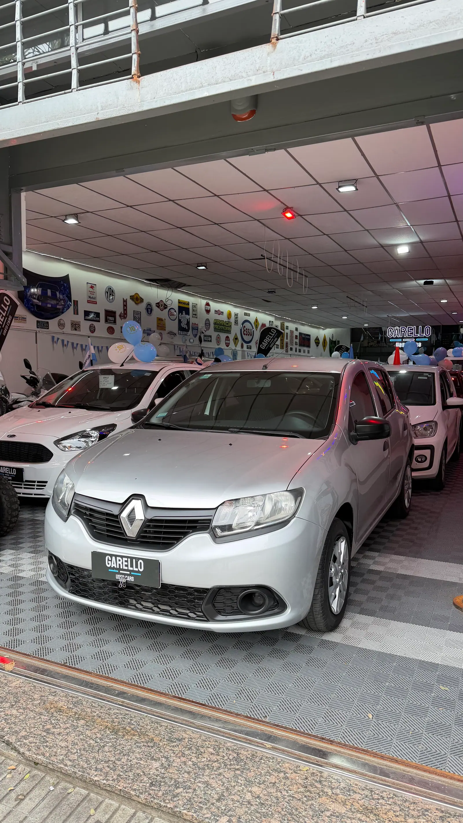 Renault Sandero 1.6 2017 - miniatura 3