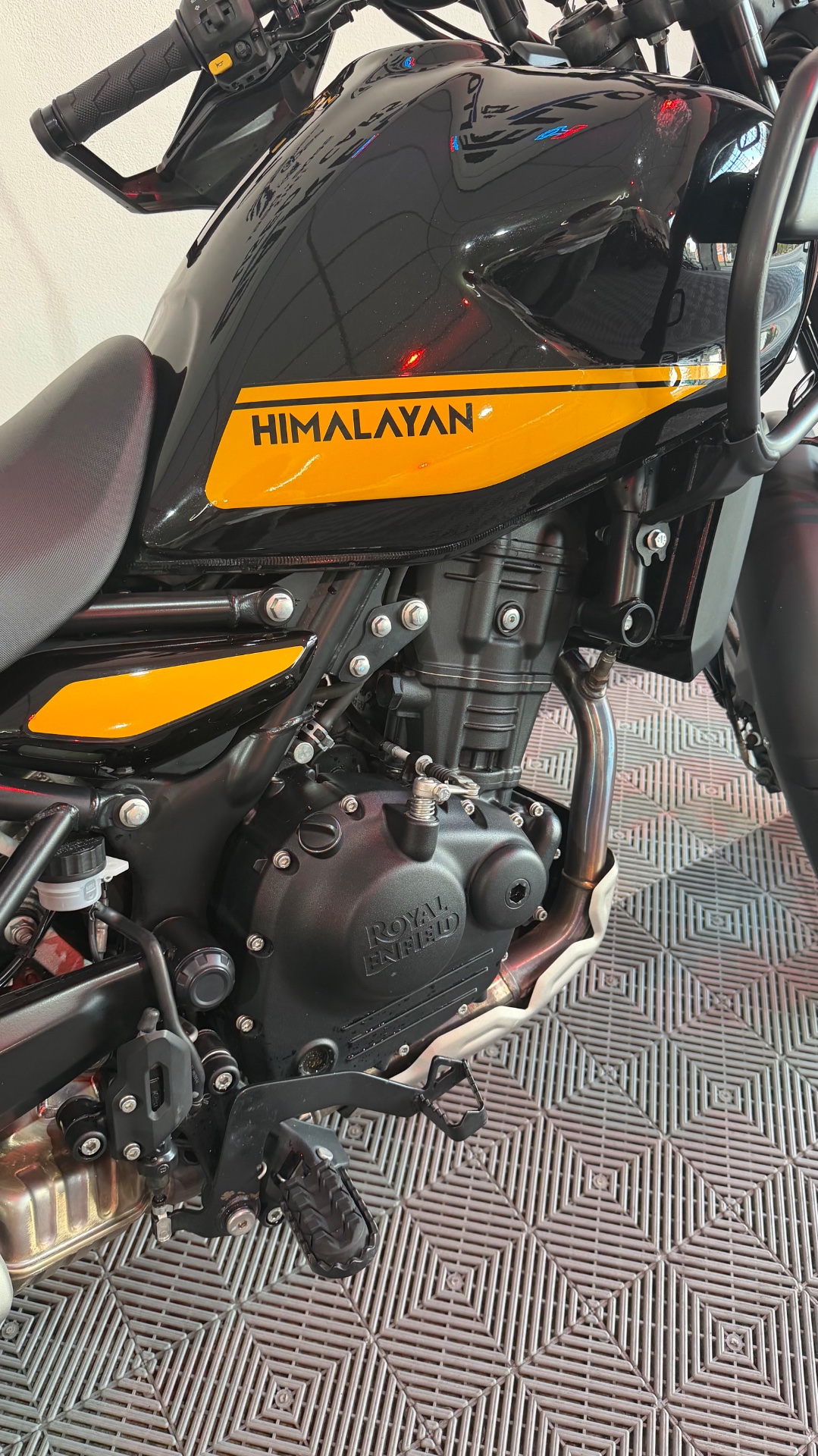Royal Enfield Himalayan 450 2025 - miniatura 8