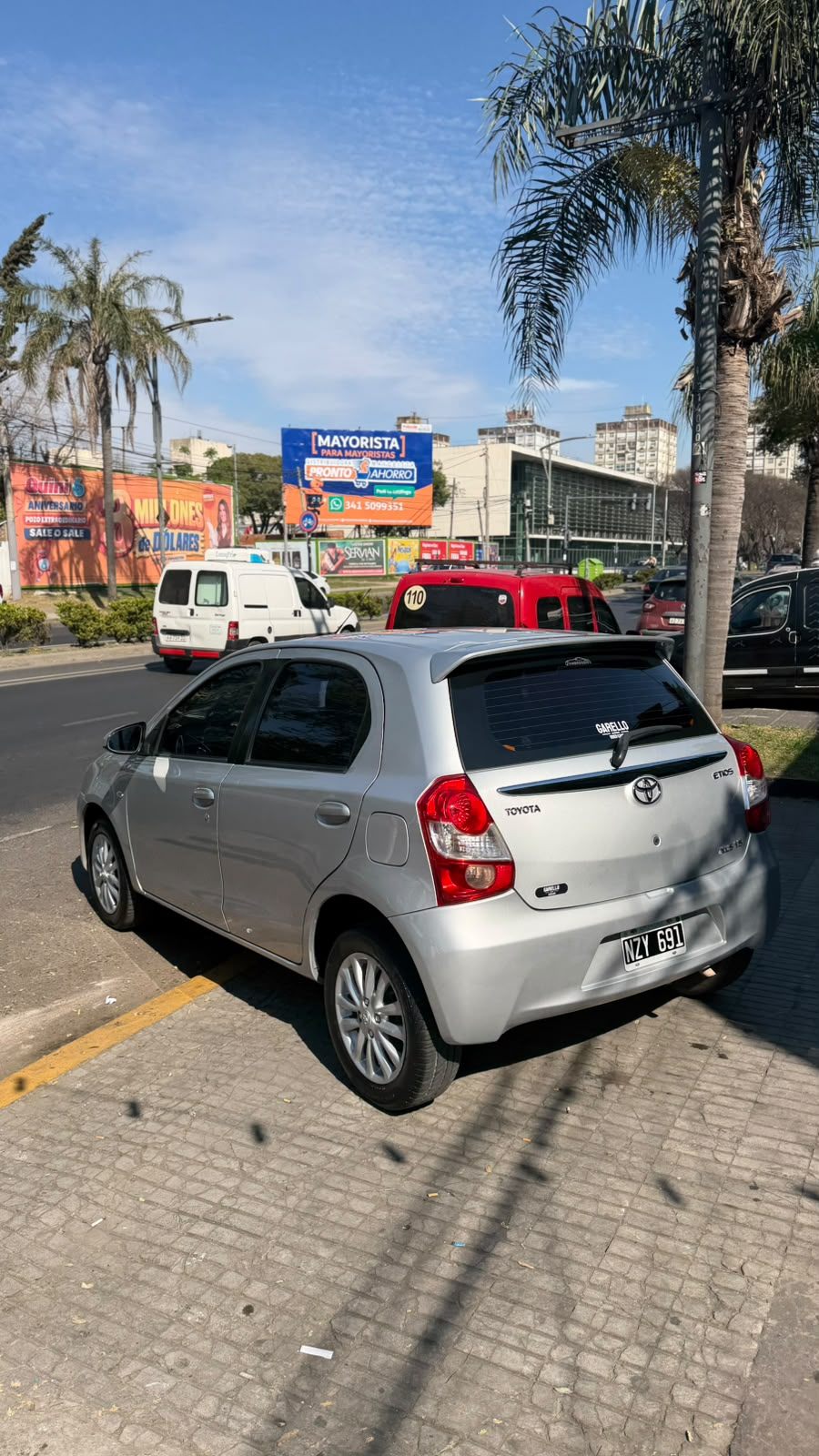 Toyota Etios XLS 1.5 2014 - miniatura 4