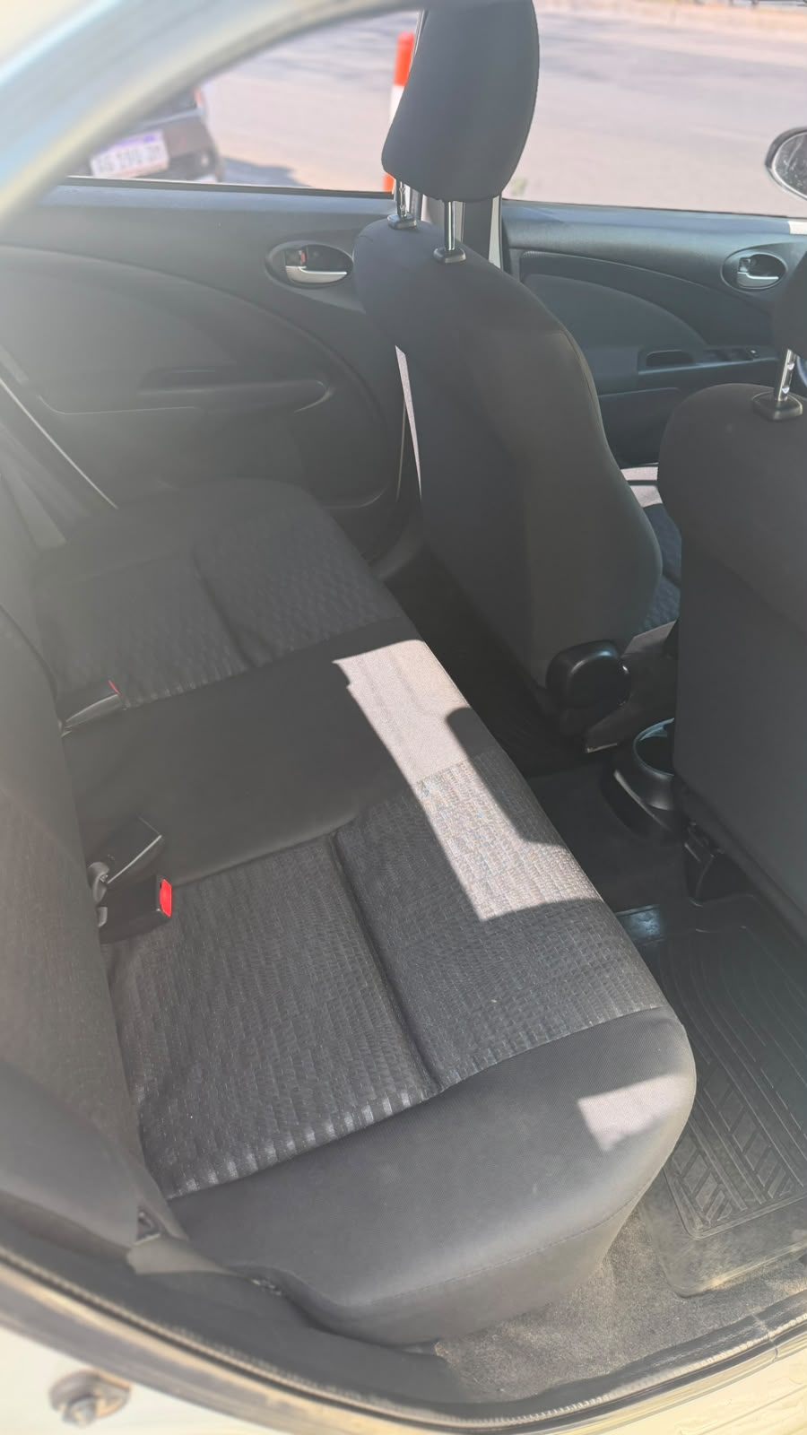Toyota Etios XLS 1.5 2014 - miniatura 7