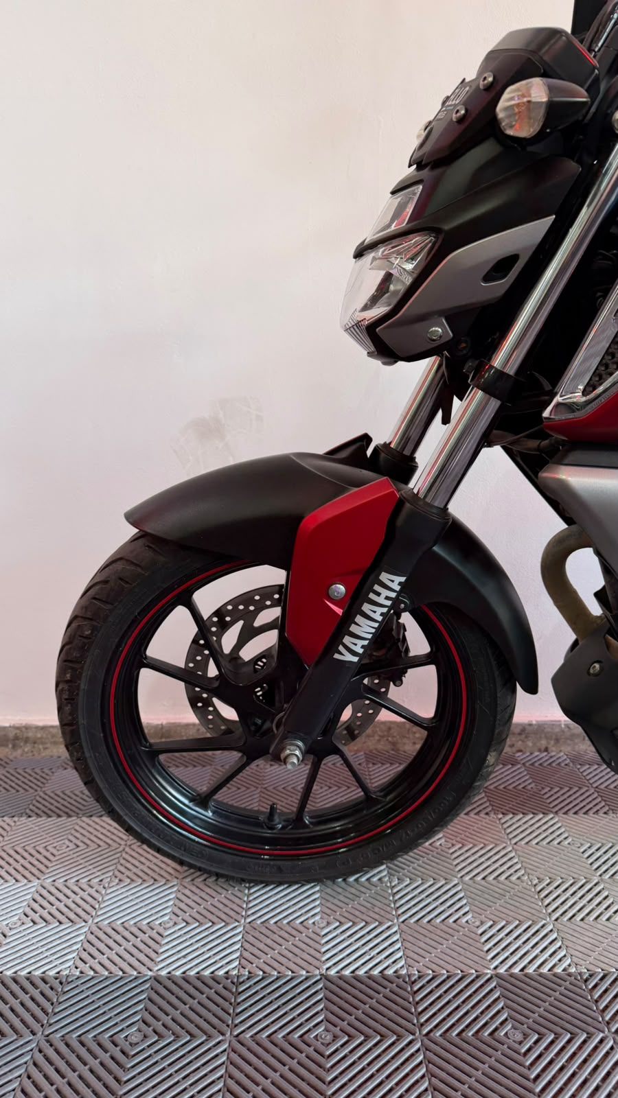 Yamaha FZS 2.0 150cc 2023 - miniatura 5