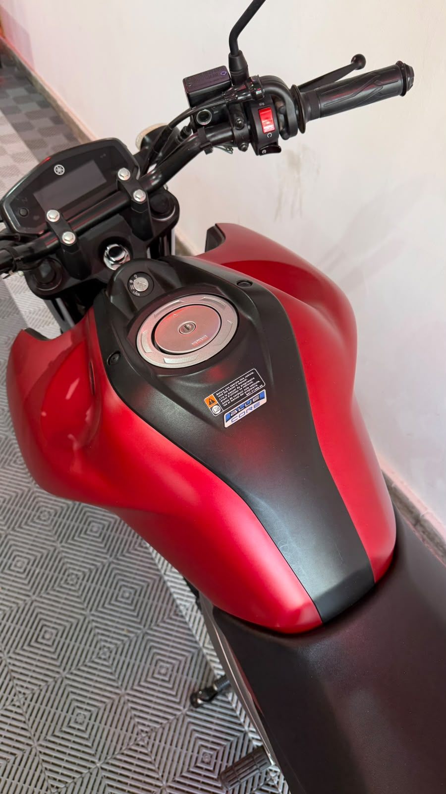 Yamaha FZS 2.0 150cc 2023 - miniatura 6