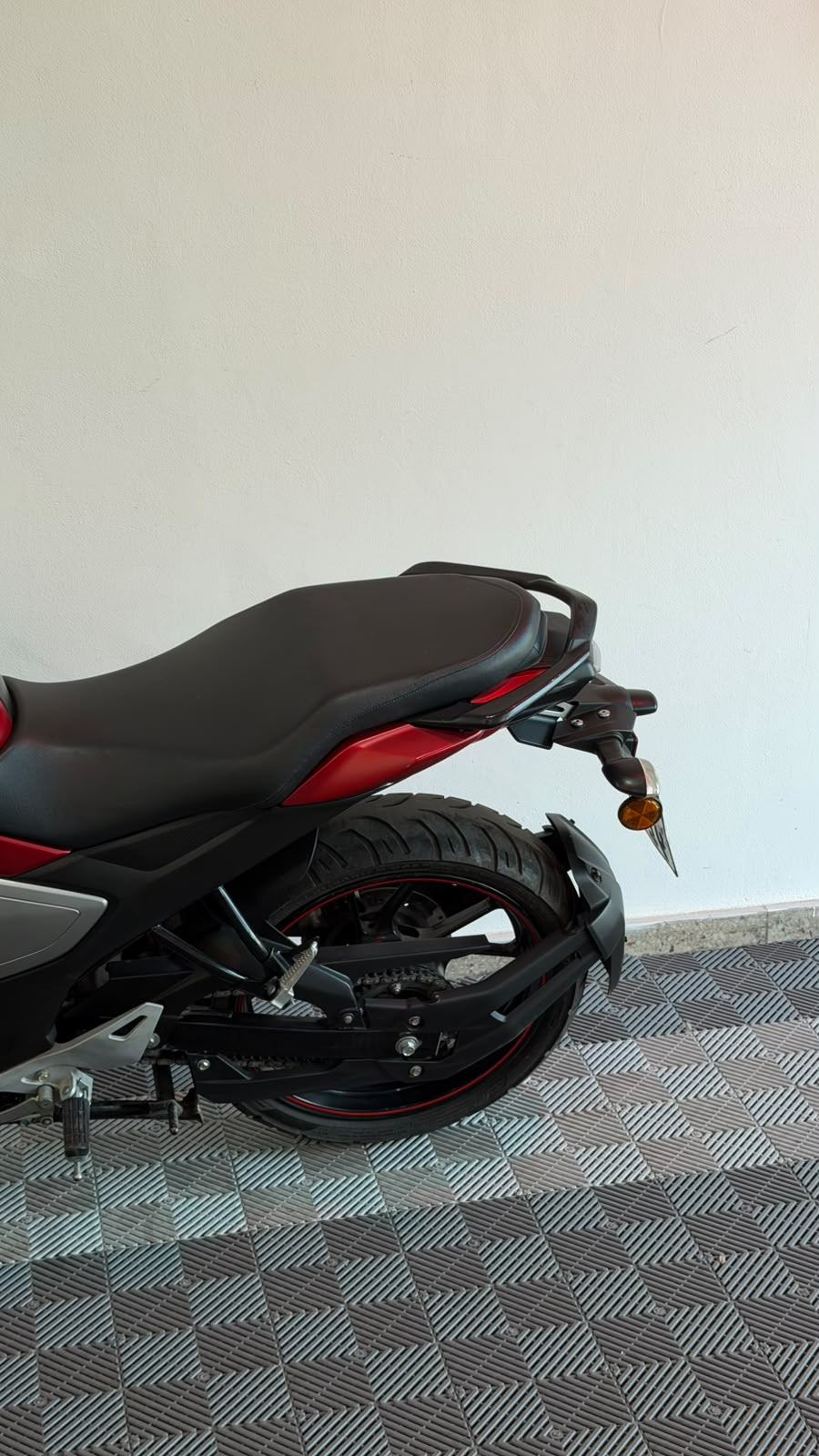 Yamaha FZS 2.0 150cc 2023 - miniatura 7